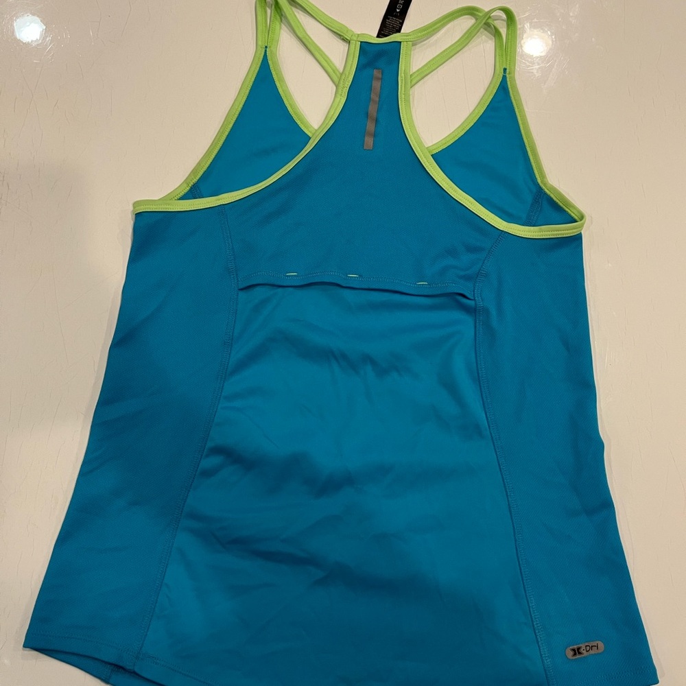 RBX athletic tank in light blue and green. Soft, sweat resistant material. - Picture 2 of 4